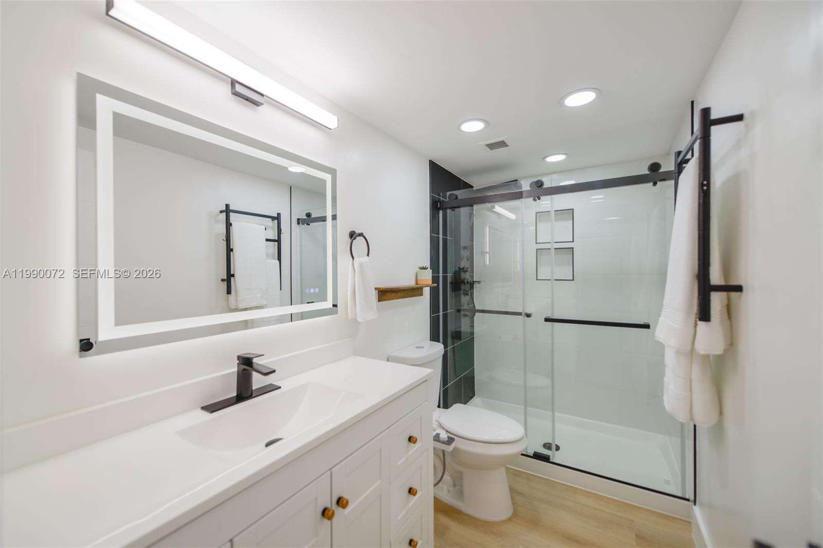 The Hemispheres at 1980 Ocean Dr, Hallandale Beach, FL 33009 - For Sale photo 36