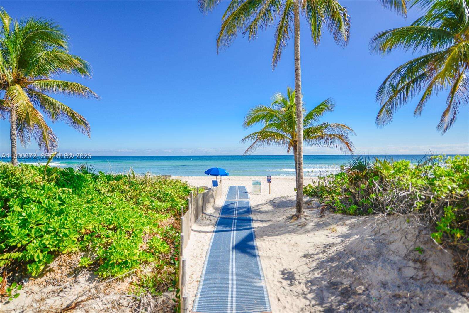 The Hemispheres at 1980 Ocean Dr, Hallandale Beach, FL 33009 - For Sale photo 47