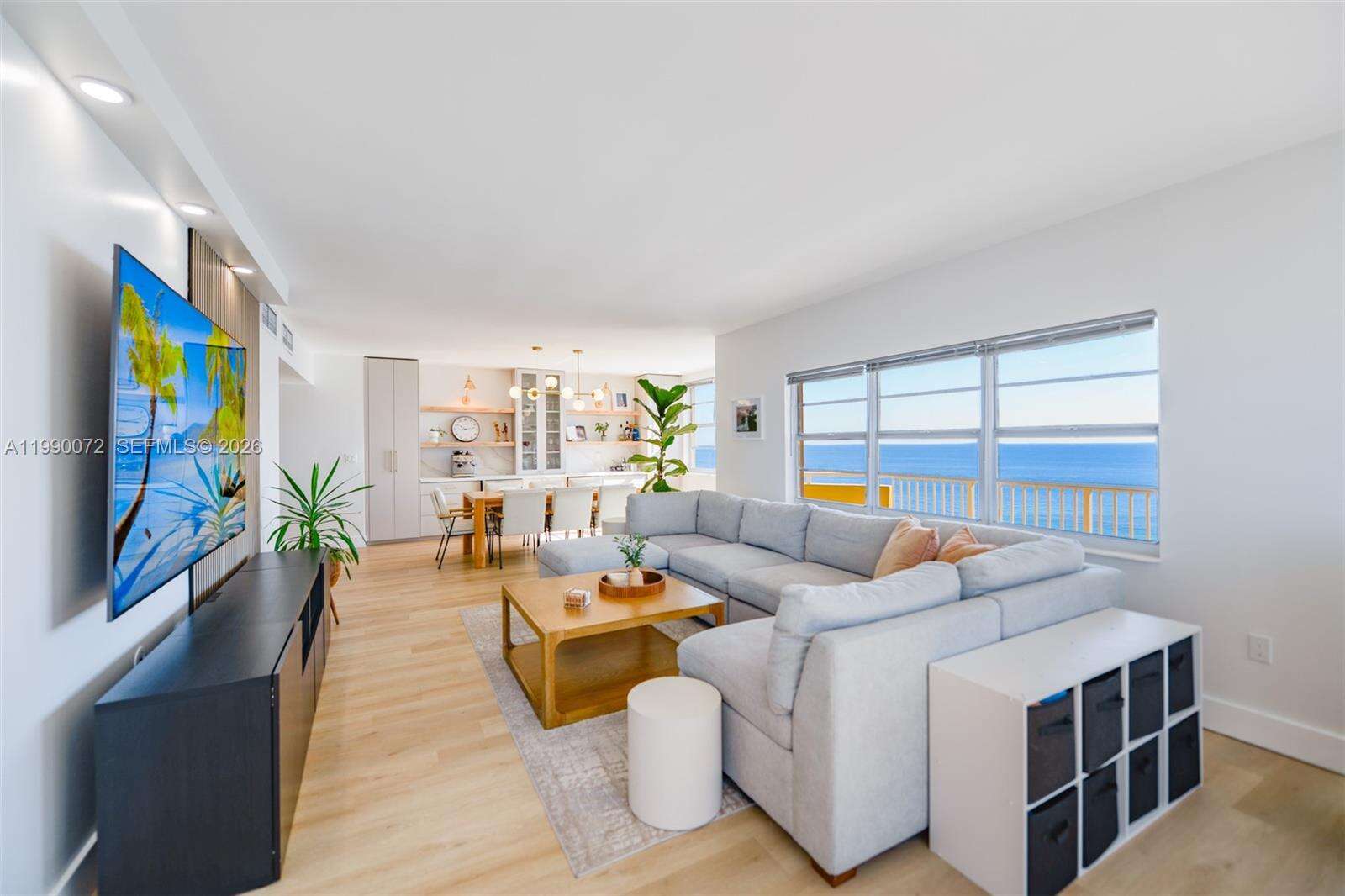 The Hemispheres at 1980 Ocean Dr, Hallandale Beach, FL 33009 - For Sale photo 6