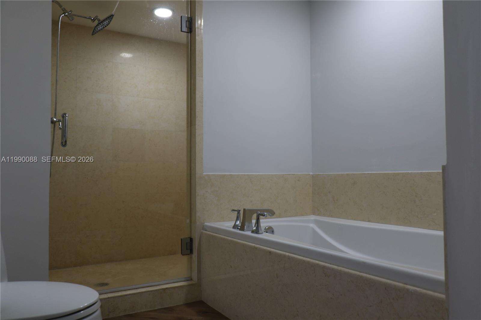 Turnberry Village North at 20000 Country Club Dr, Aventura, FL 33180 - For Sale photo 24