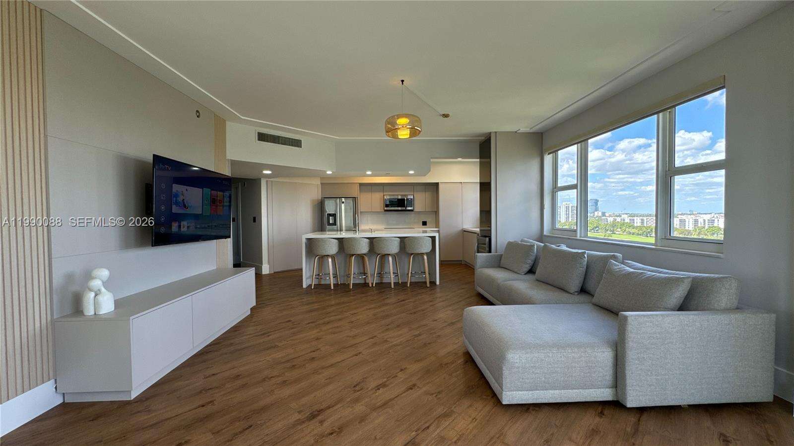 Turnberry Village North at 20000 Country Club Dr, Aventura, FL 33180 - For Sale photo 5