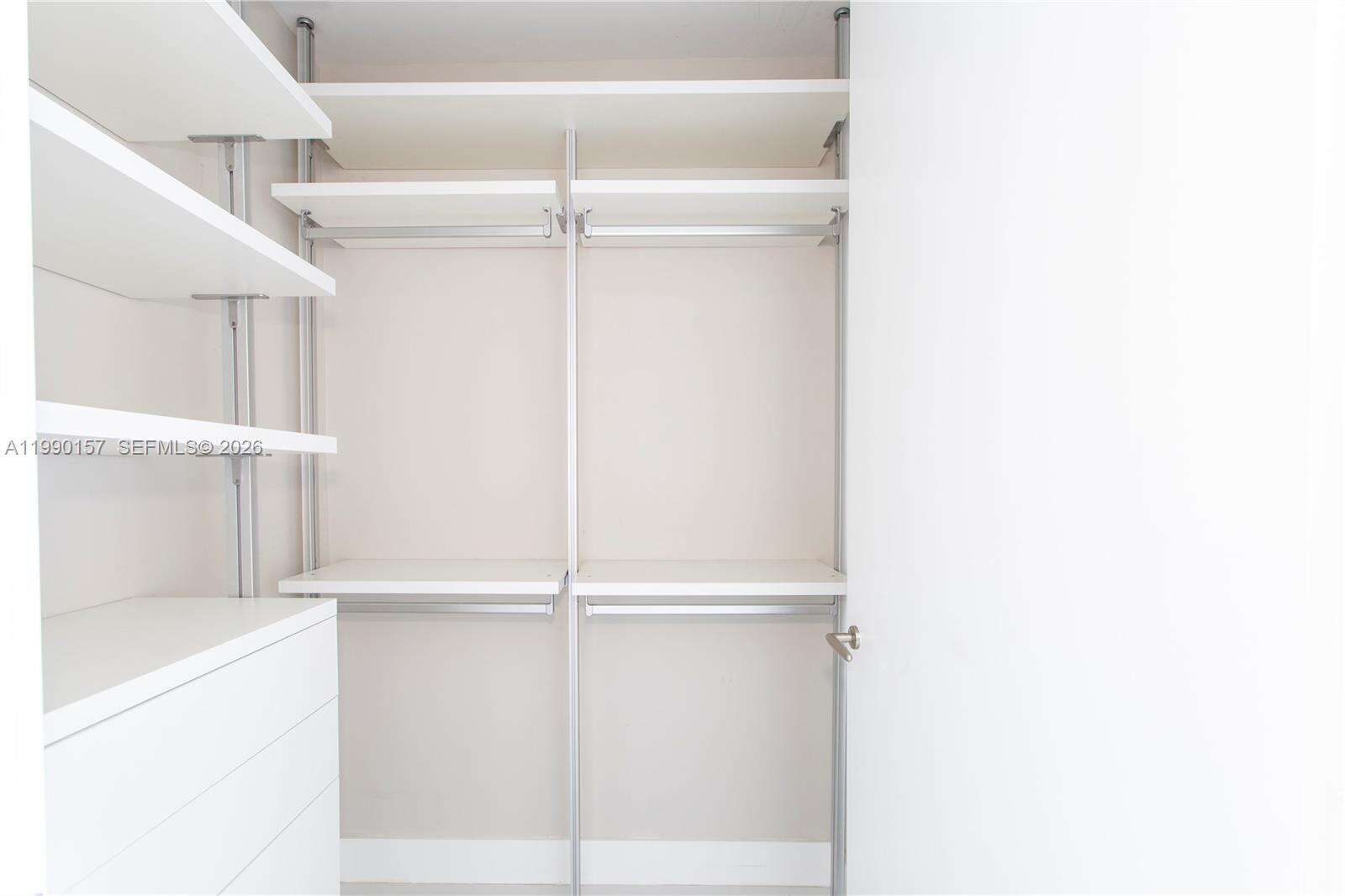 Epic Residences at 200 Biscayne Blvd Wy, Miami, FL 33131 - For Sale photo 12