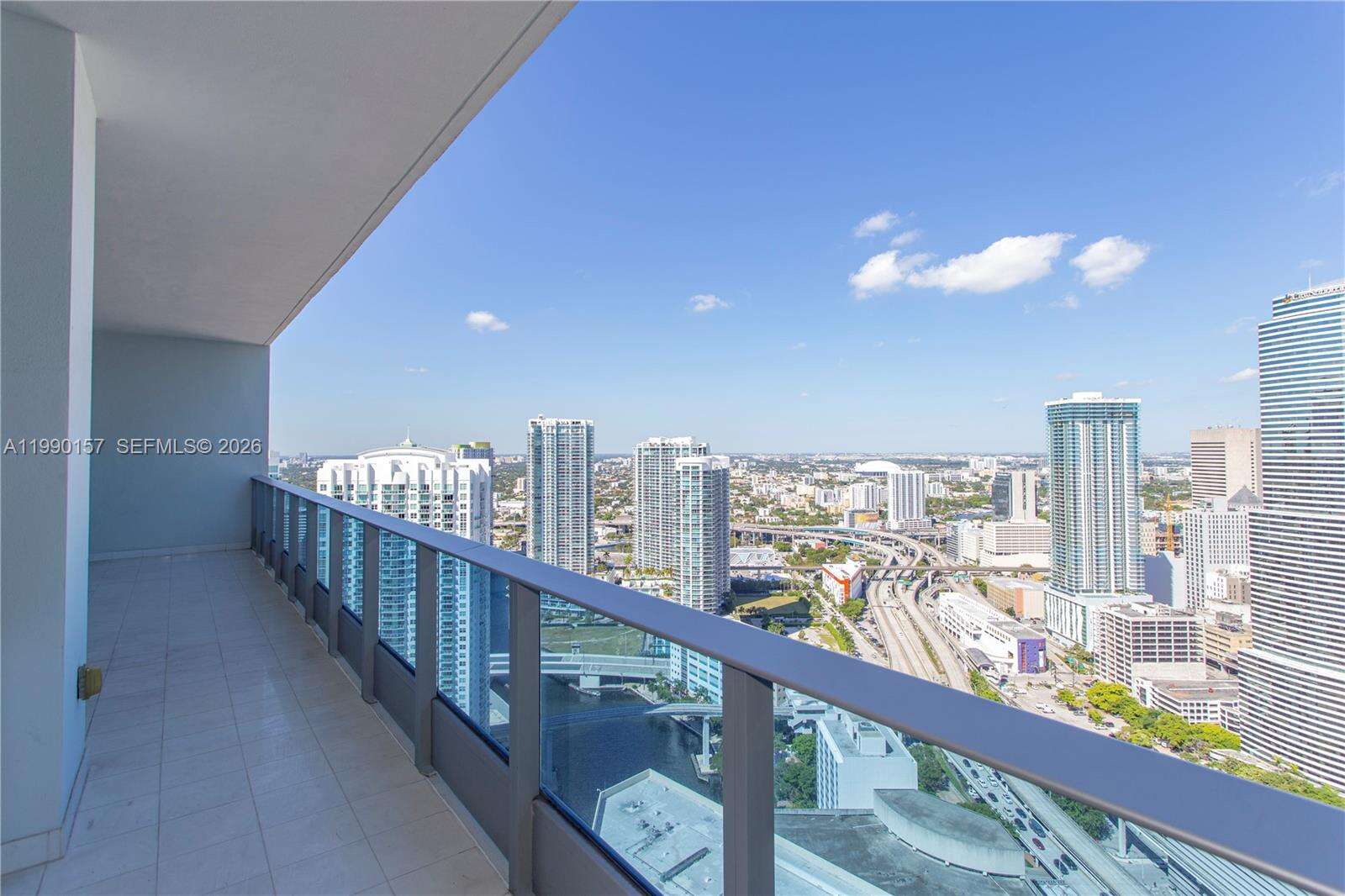Epic Residences at 200 Biscayne Blvd Wy, Miami, FL 33131 - For Sale photo 15