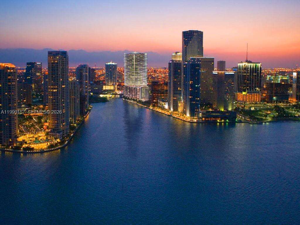 Epic Residences at 200 Biscayne Blvd Wy, Miami, FL 33131 - For Sale photo 17
