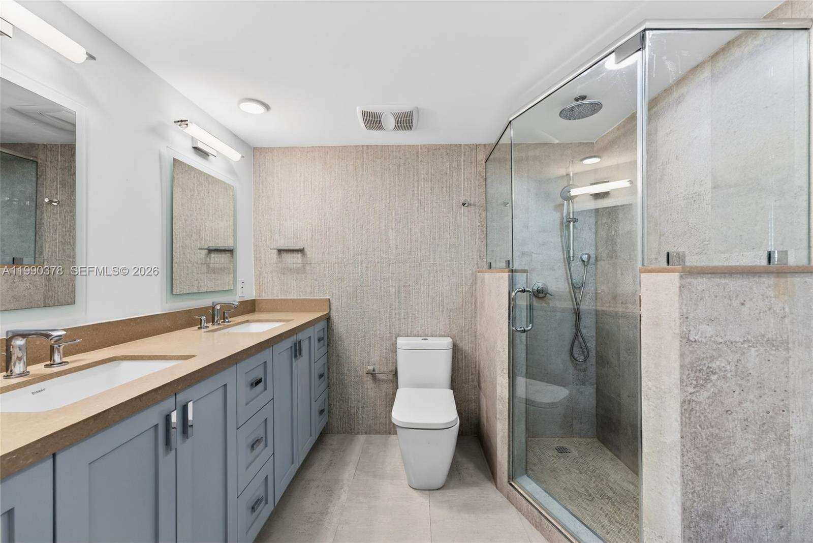 Sea Air Towers at 3725 Ocean Dr, Hollywood, FL 33019 - For Sale photo 13