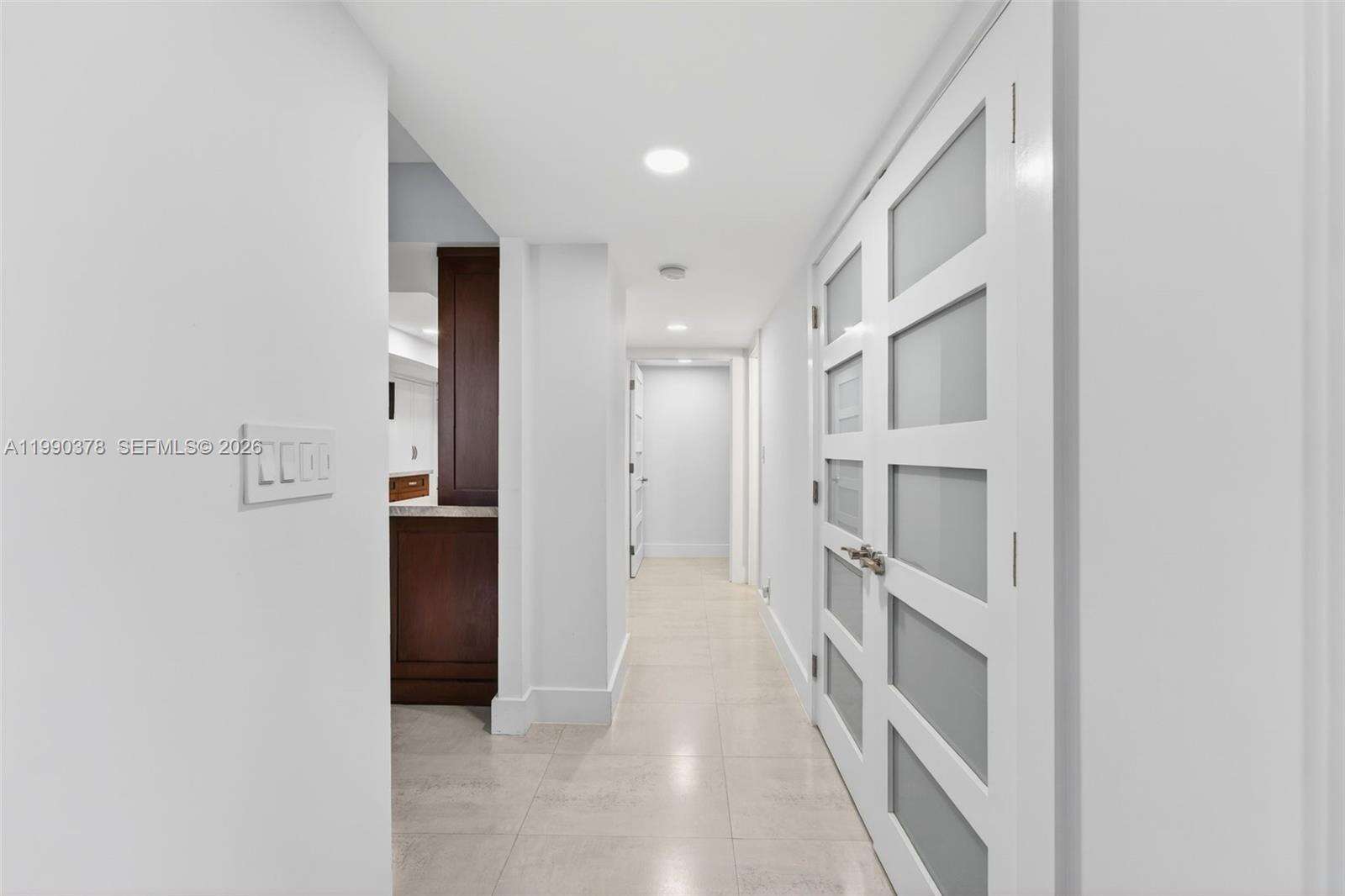 Sea Air Towers at 3725 Ocean Dr, Hollywood, FL 33019 - For Sale photo 14
