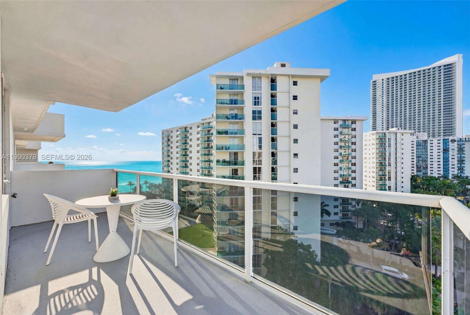 Sea Air Towers at 3725 Ocean Dr, Hollywood, FL 33019 - For Sale photo 20