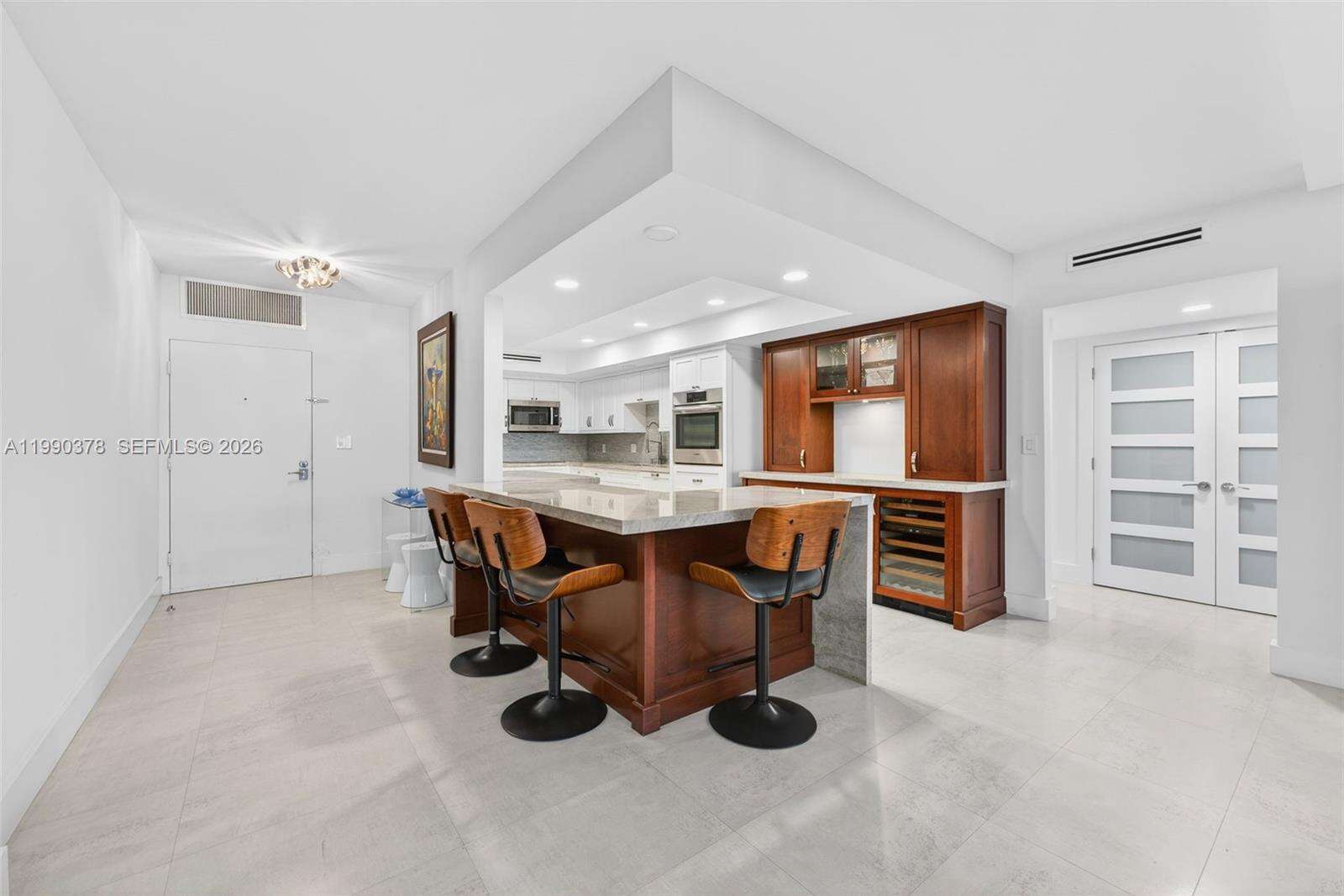 Sea Air Towers at 3725 Ocean Dr, Hollywood, FL 33019 - For Sale photo 7