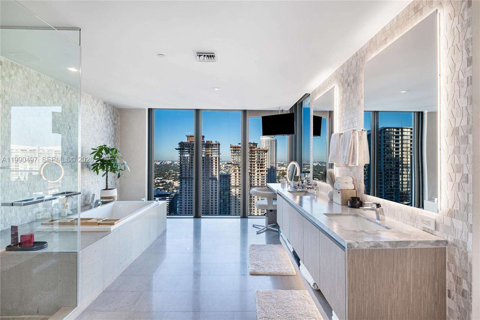 Reach Brickell at 68 6 St, Miami, FL 33131 - For Sale photo 25