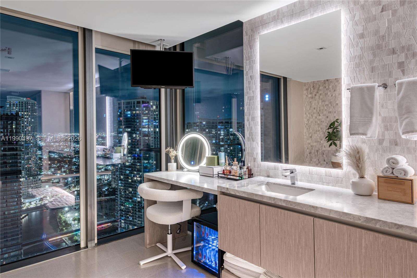 Reach Brickell at 68 6 St, Miami, FL 33131 - For Sale photo 28