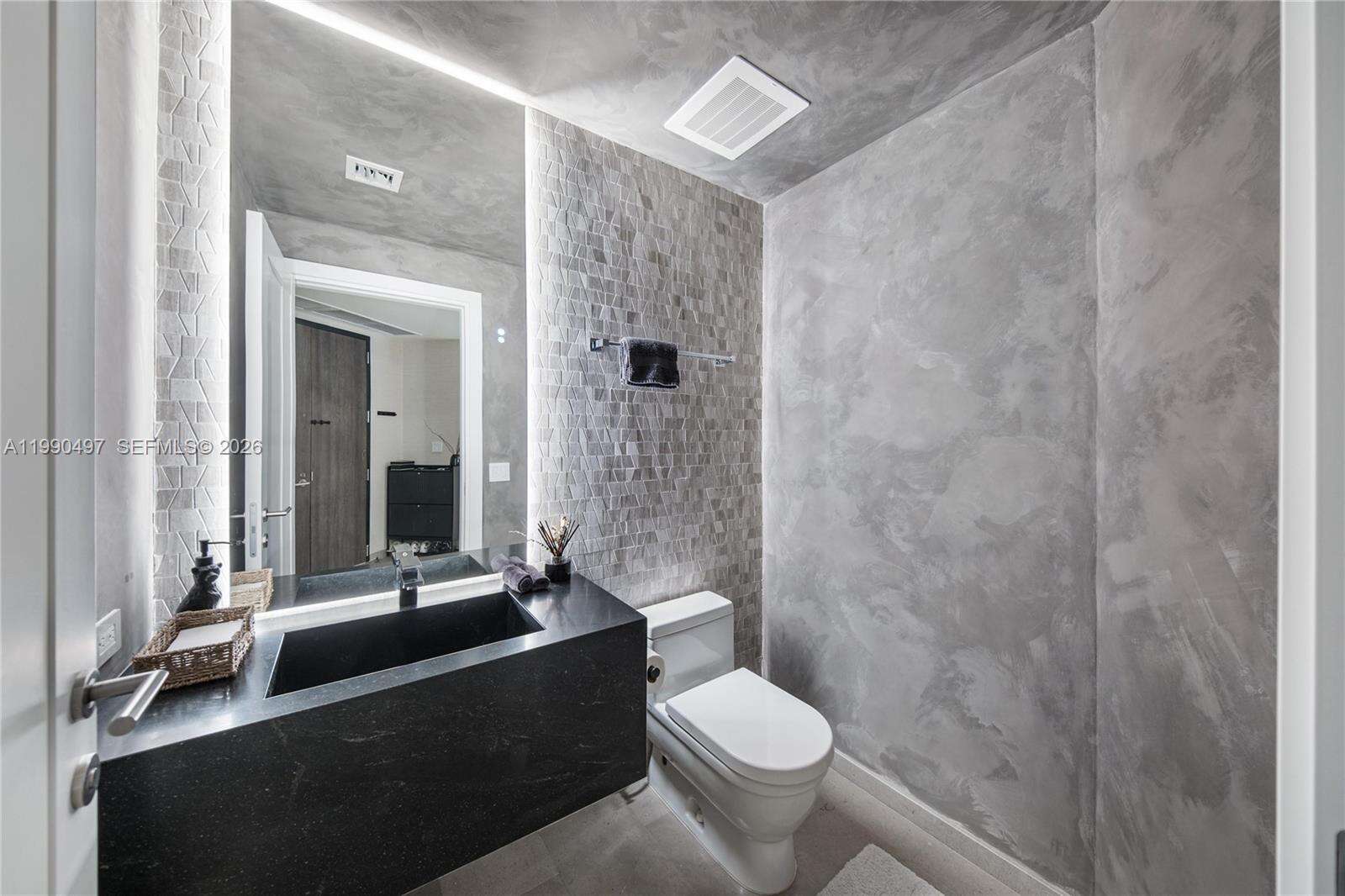Reach Brickell at 68 6 St, Miami, FL 33131 - For Sale photo 30