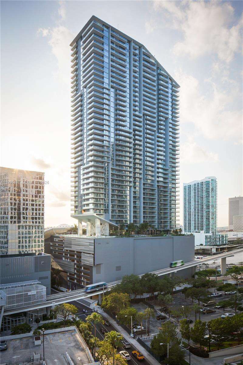 Reach Brickell at 68 6 St, Miami, FL 33131 - For Sale photo 66