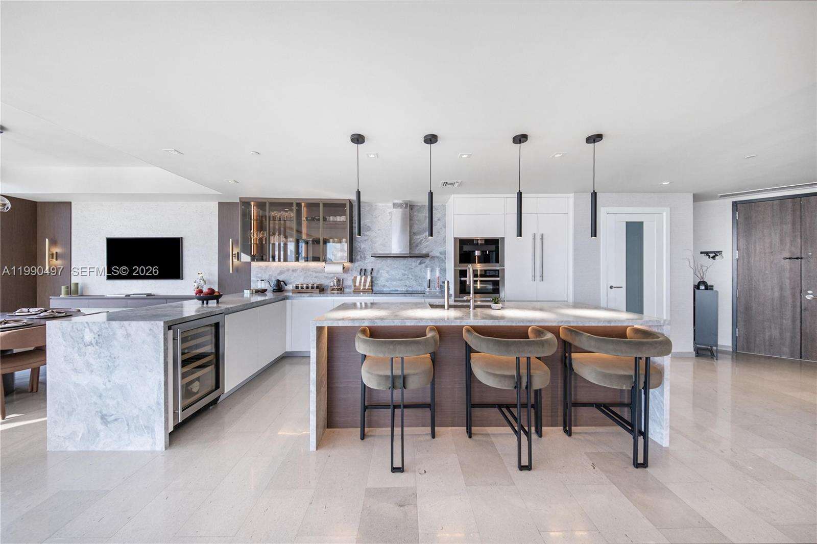 Reach Brickell at 68 6 St, Miami, FL 33131 - For Sale photo 8