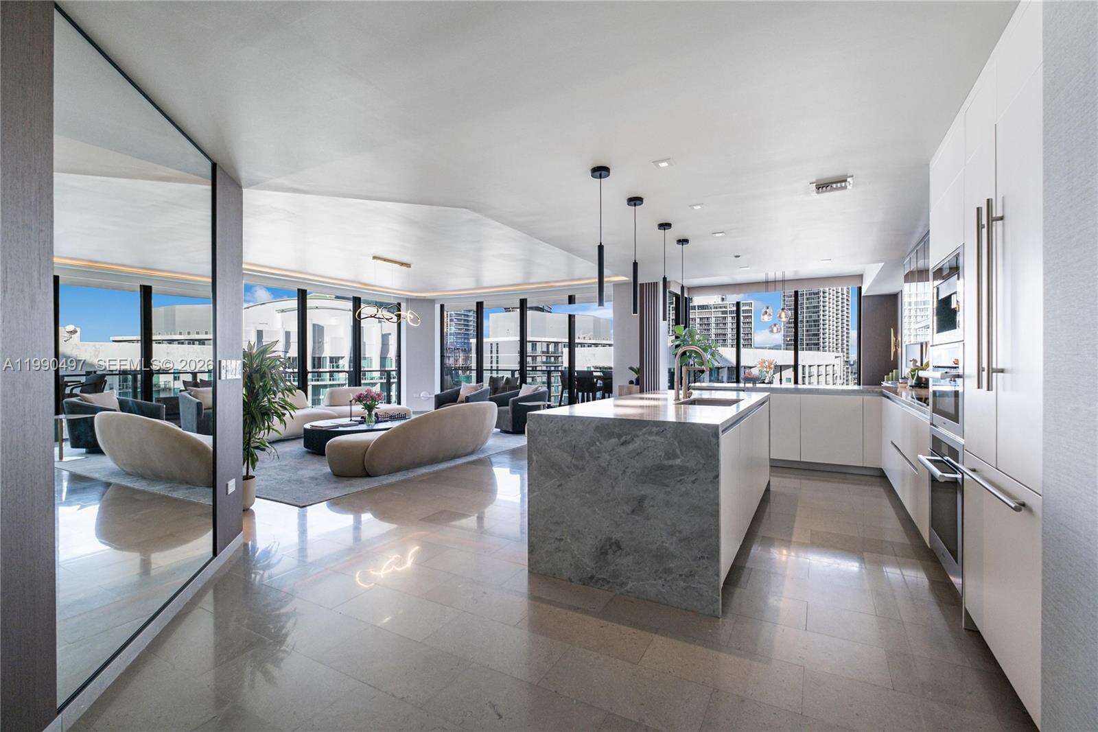 Reach Brickell at 68 6 St, Miami, FL 33131 - For Sale photo 9