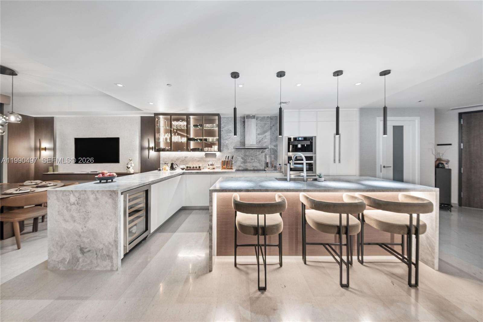 Reach Brickell at 68 6 St, Miami, FL 33131 - For Sale photo 10