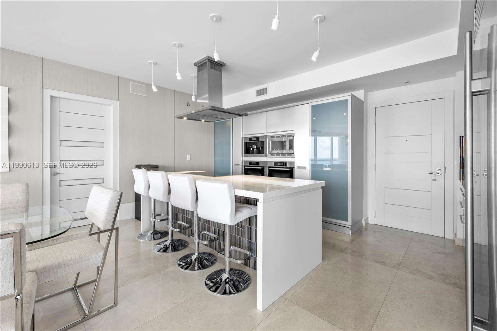 TRUMP ROYALE - 18201 Collins Ave, Sunny Isles Beach, FL 33160 | Picture 16