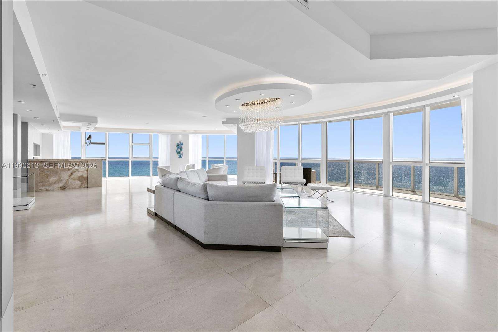 TRUMP ROYALE - 18201 Collins Ave, Sunny Isles Beach, FL 33160 | Picture 4