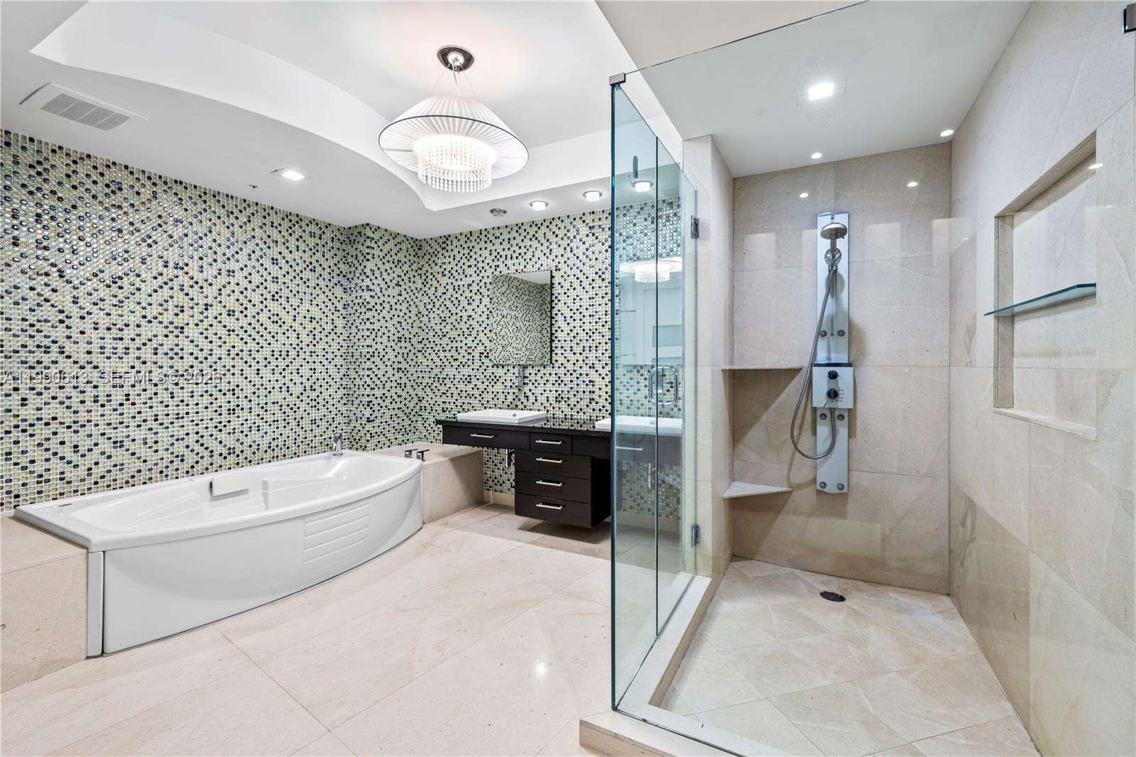 TRUMP ROYALE - 18201 Collins Ave, Sunny Isles Beach, FL 33160 | Picture 45