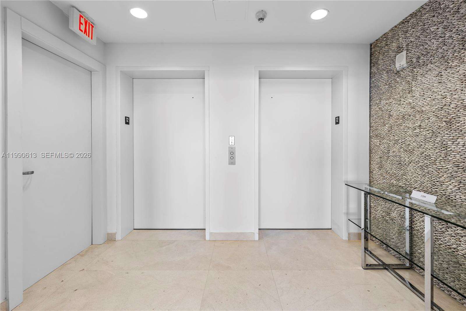 TRUMP ROYALE - 18201 Collins Ave, Sunny Isles Beach, FL 33160 | Picture 8