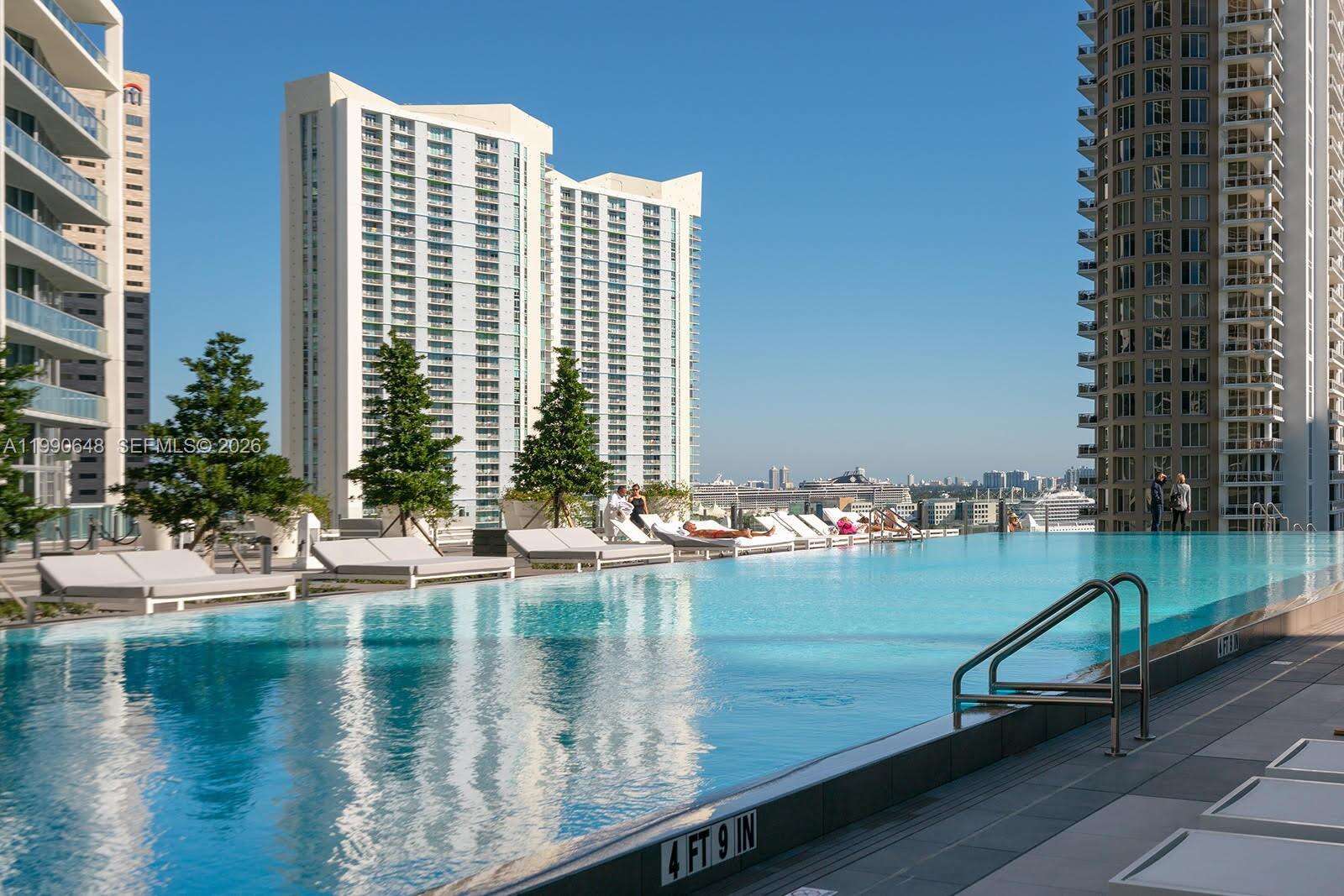ICON BRICKELL CONDO NO 3 - 485 Brickell Ave, Miami, FL 33131 | Picture 14