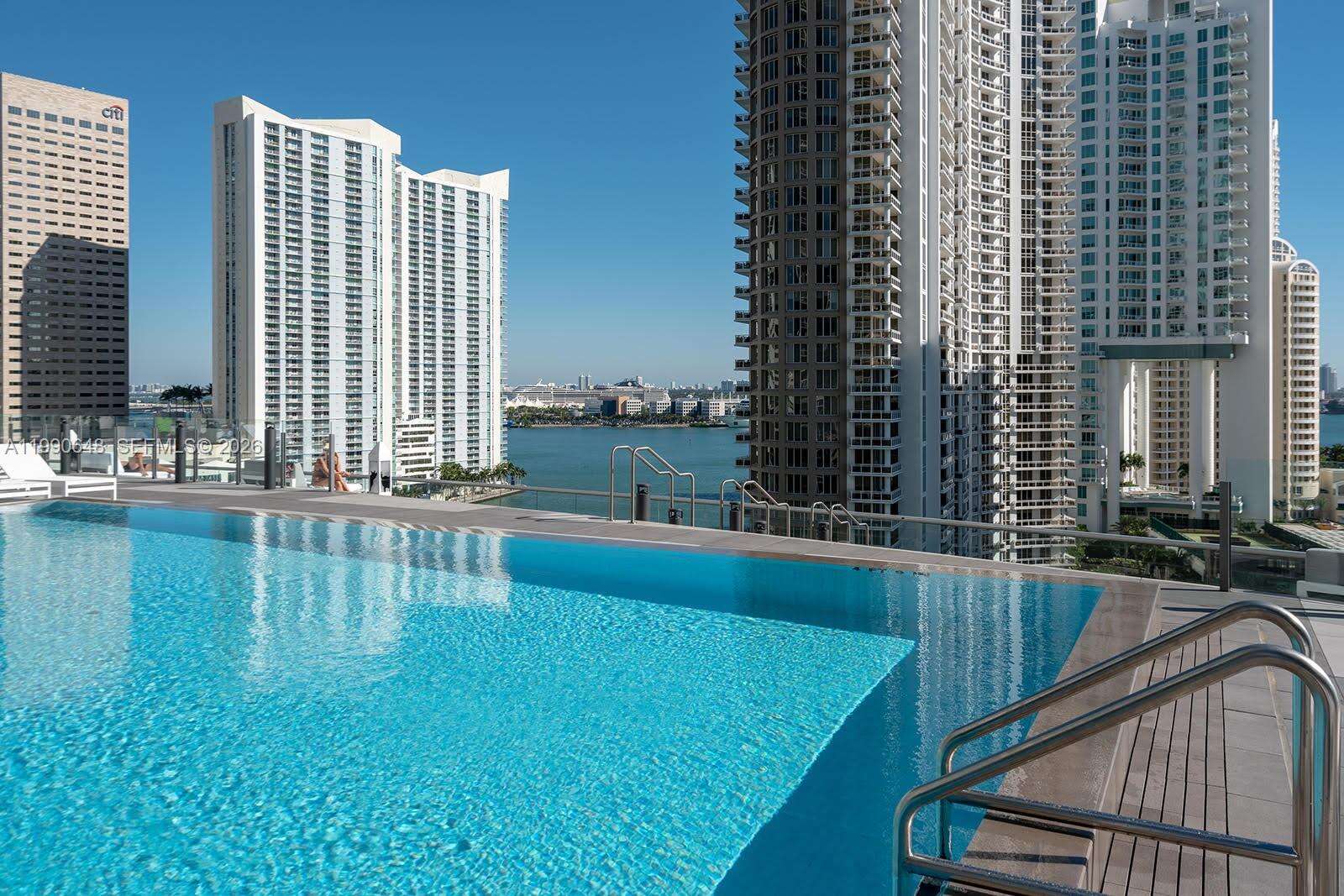 ICON BRICKELL CONDO NO 3 - 485 Brickell Ave, Miami, FL 33131 | Picture 15