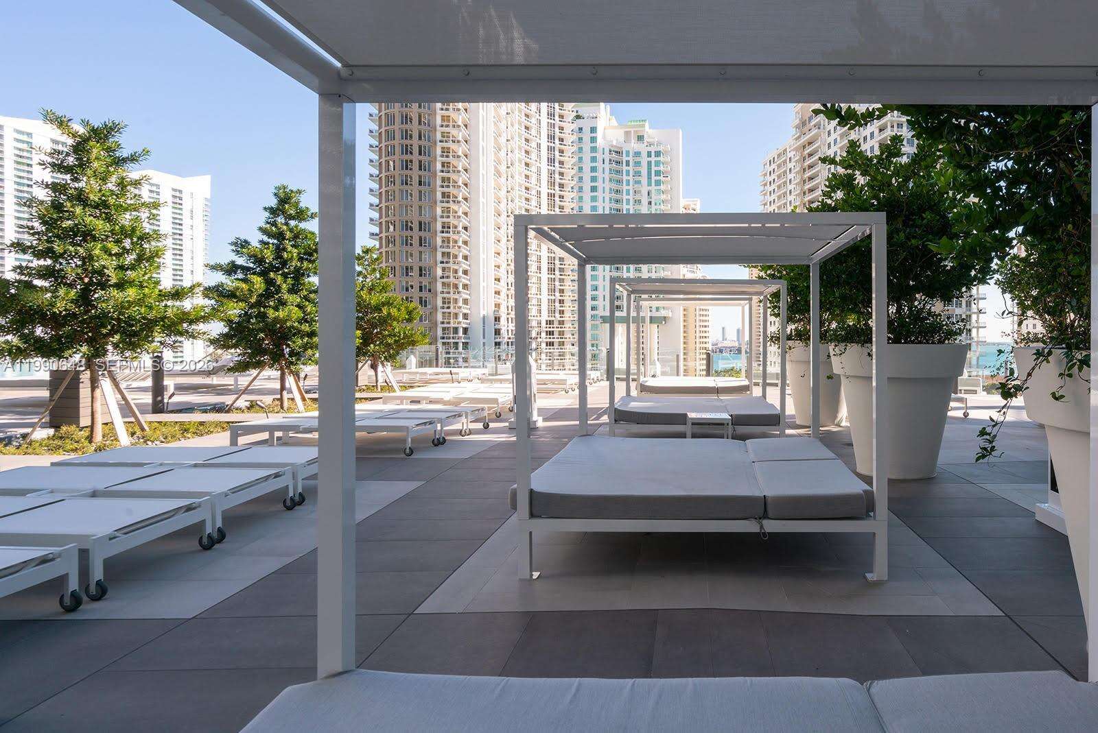 ICON BRICKELL CONDO NO 3 - 485 Brickell Ave, Miami, FL 33131 | Picture 17