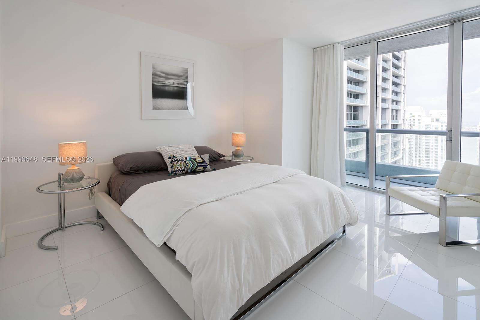 ICON BRICKELL CONDO NO 3 - 485 Brickell Ave, Miami, FL 33131 | Picture 9