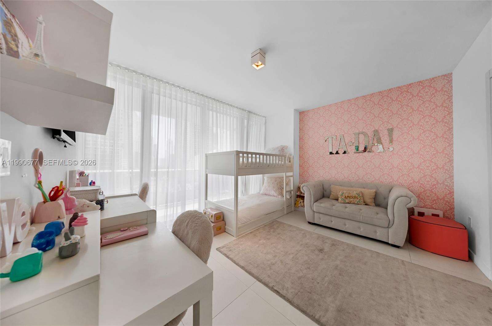 EPIC WEST - 200 Biscayne Blvd Way, Miami, FL 33131 | Picture 11