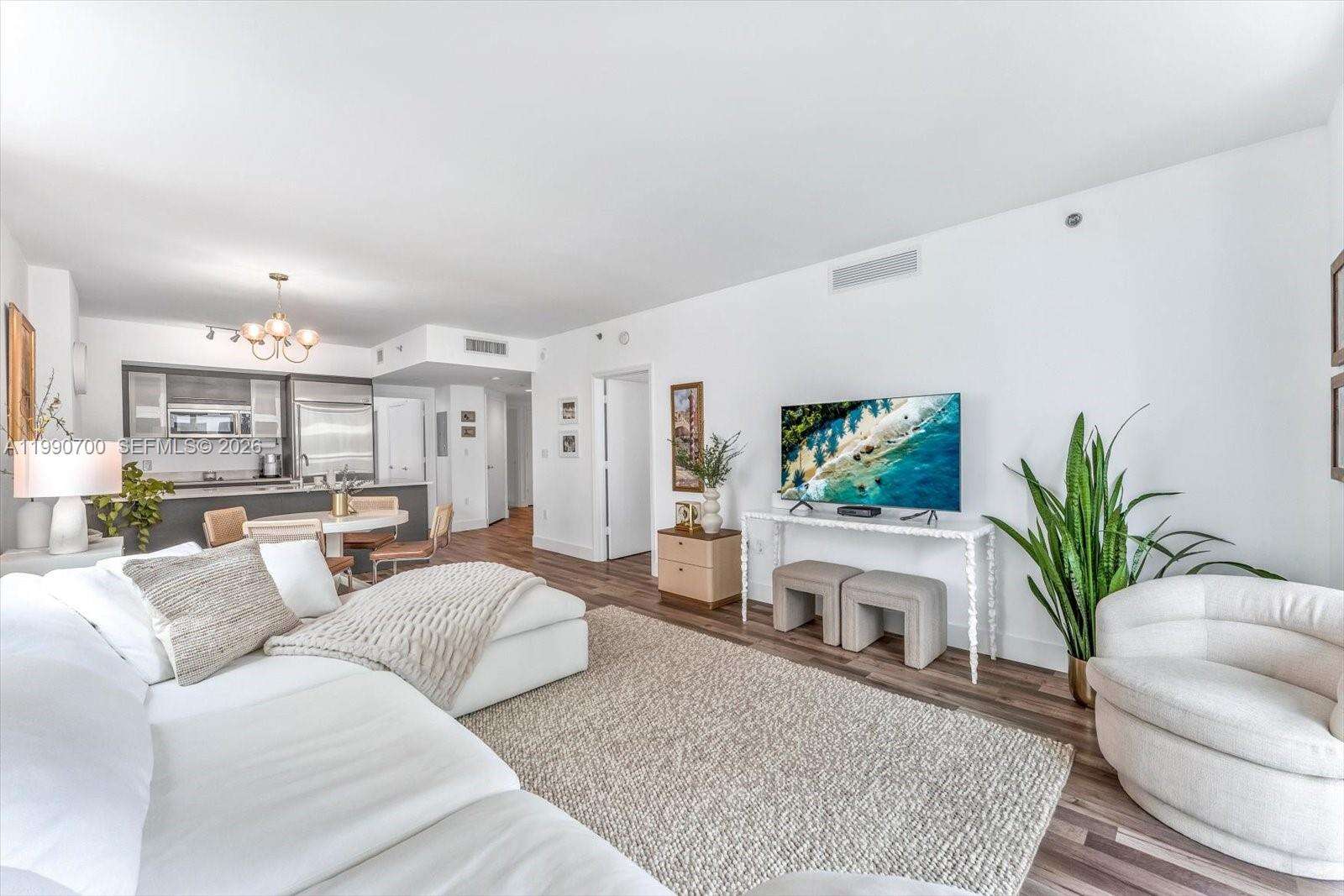 500 Brickell at 500 Brickell Ave, Miami, FL 33131 - For Sale photo 2