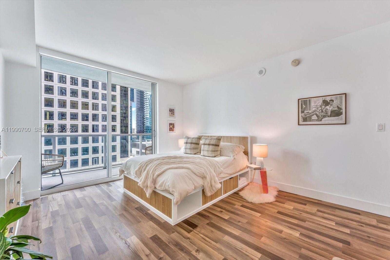 500 Brickell at 500 Brickell Ave, Miami, FL 33131 - For Sale photo 9
