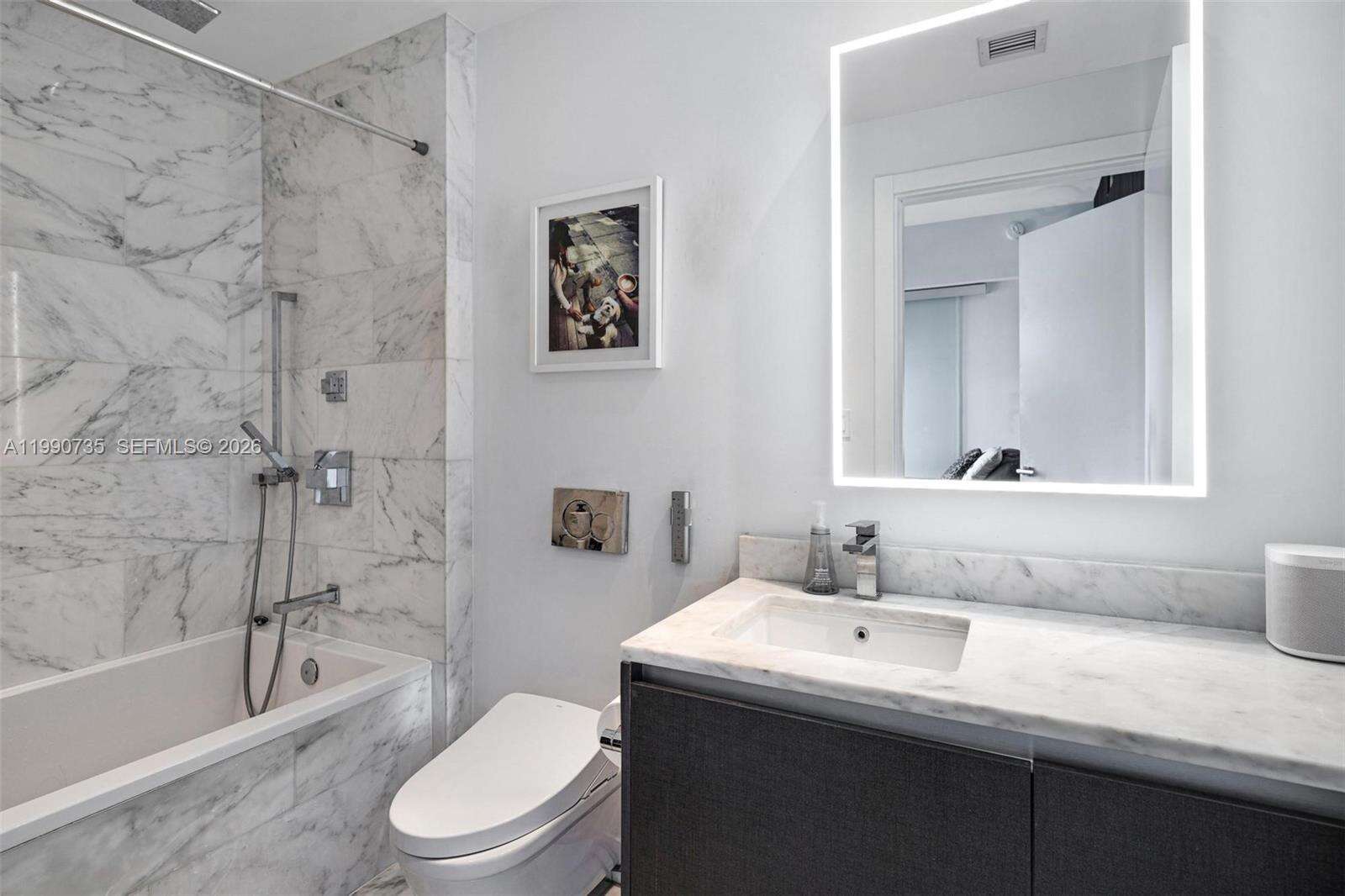 Echo Brickell at 1451 Brickell Ave, Miami, FL 33131 - For Sale photo 19