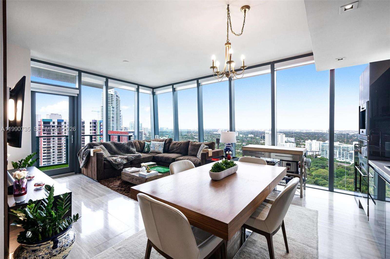 Echo Brickell at 1451 Brickell Ave, Miami, FL 33131 - For Sale photo 3