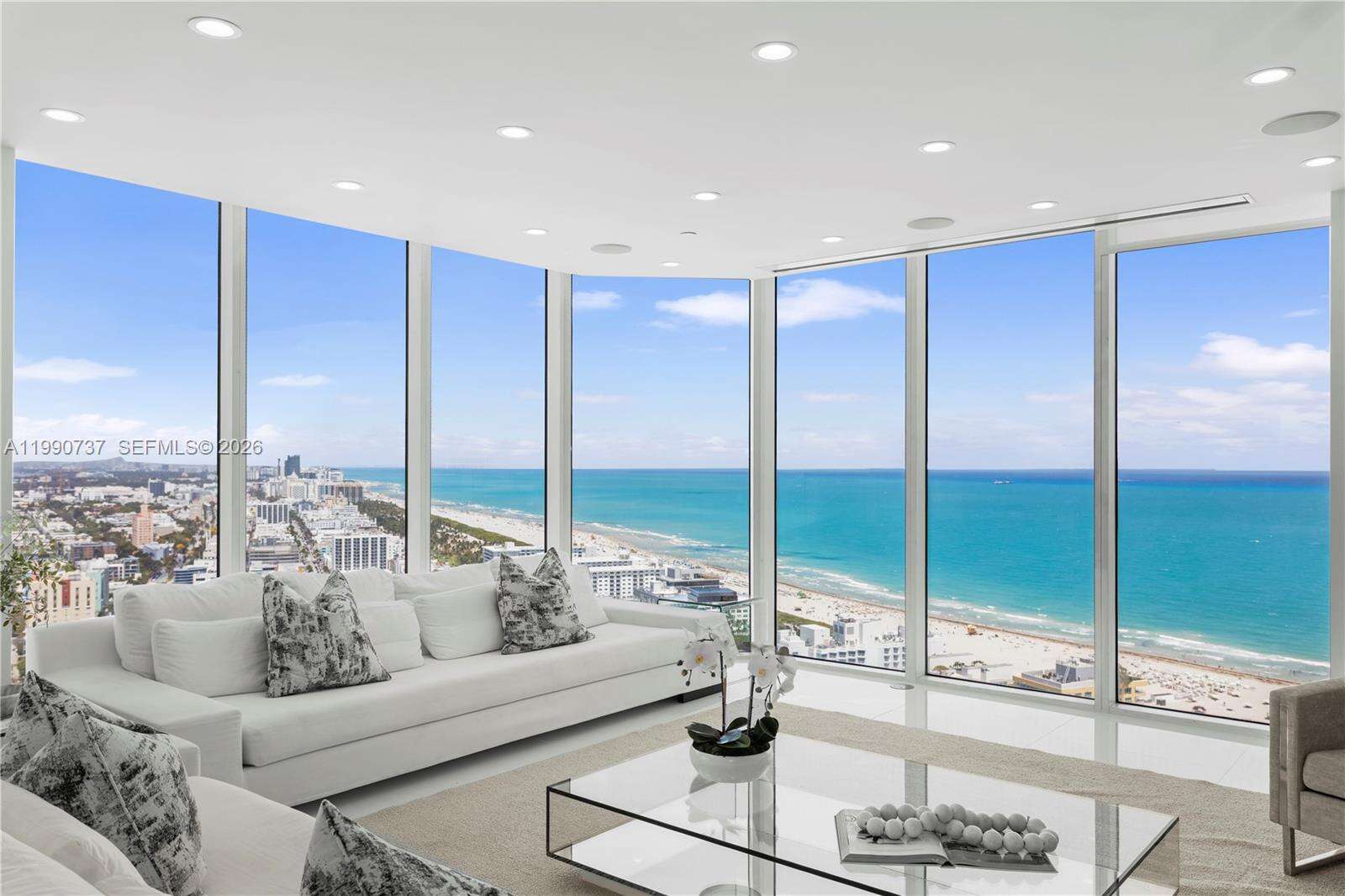 PORTOFINO TOWER - 300 Pointe Dr, Miami Beach, FL 33139 | Picture 1
