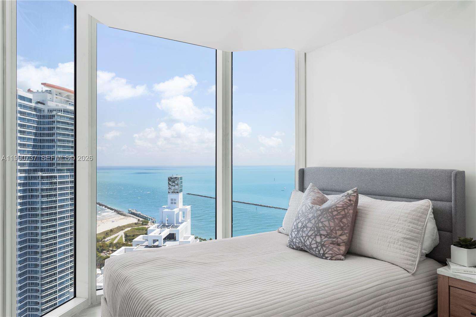 PORTOFINO TOWER - 300 Pointe Dr, Miami Beach, FL 33139 | Picture 19