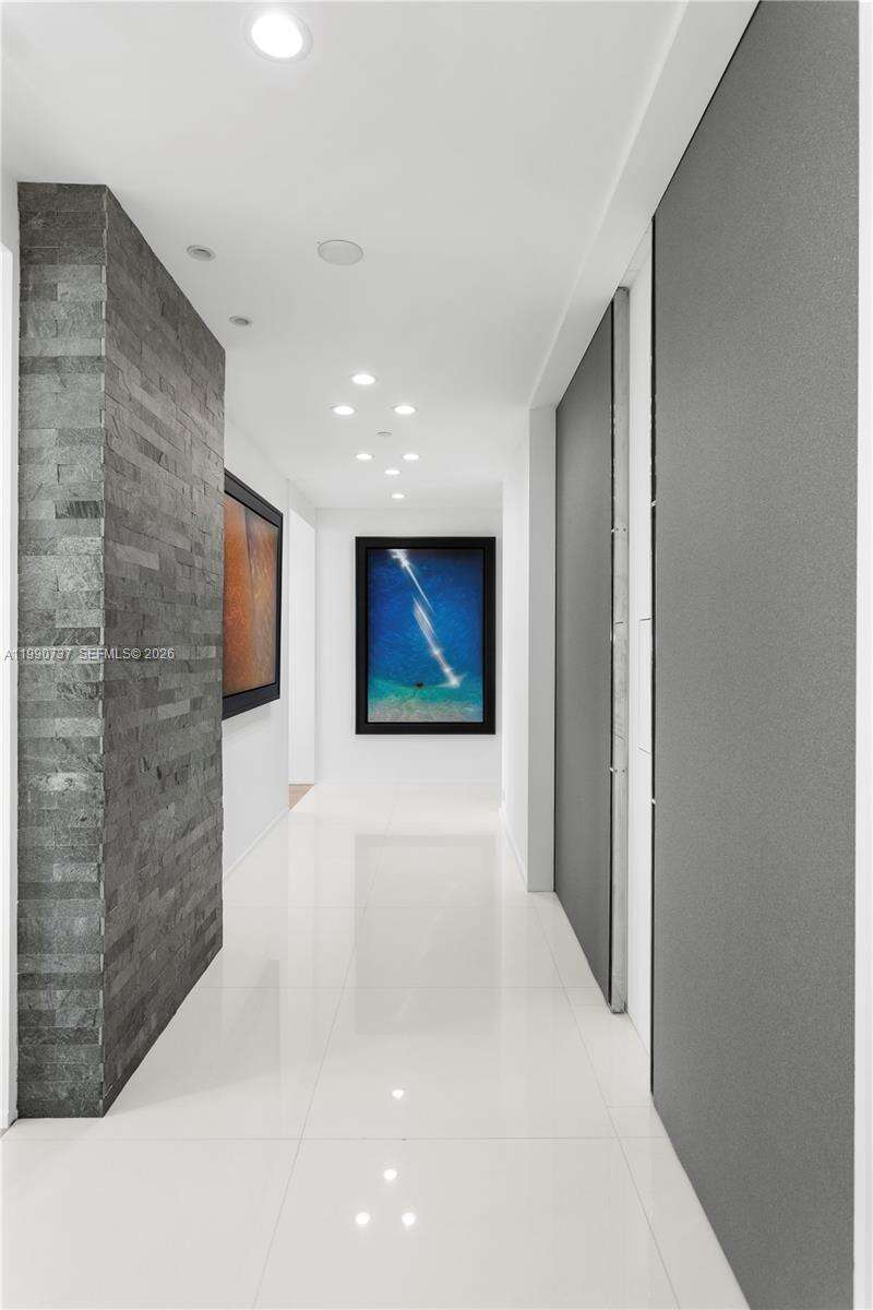 PORTOFINO TOWER - 300 Pointe Dr, Miami Beach, FL 33139 | Picture 20