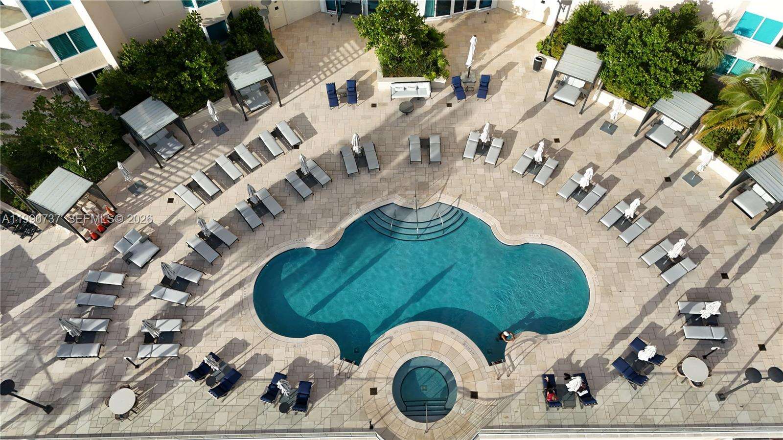 PORTOFINO TOWER - 300 Pointe Dr, Miami Beach, FL 33139 | Picture 31