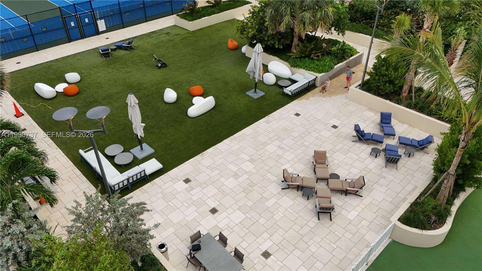 PORTOFINO TOWER - 300 Pointe Dr, Miami Beach, FL 33139 | Picture 33