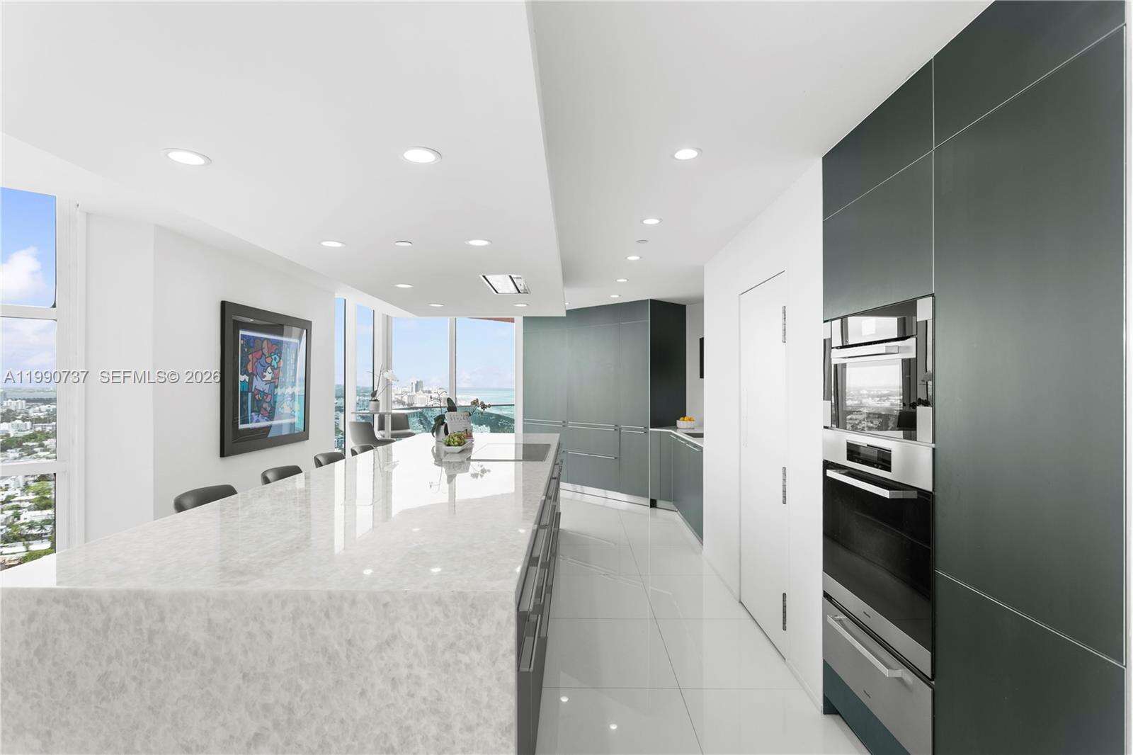 PORTOFINO TOWER - 300 Pointe Dr, Miami Beach, FL 33139 | Picture 6