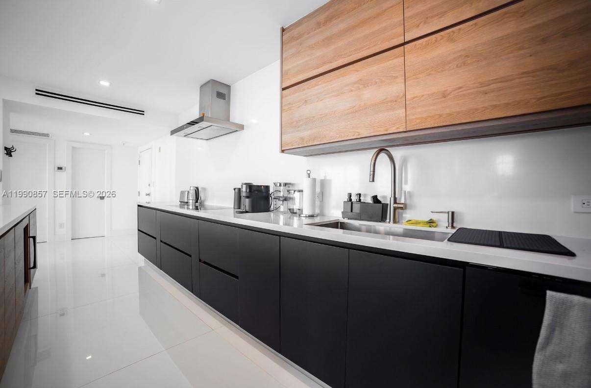 5600 Collins Ave, Miami Beach, FL 33140 - For Sale photo 11