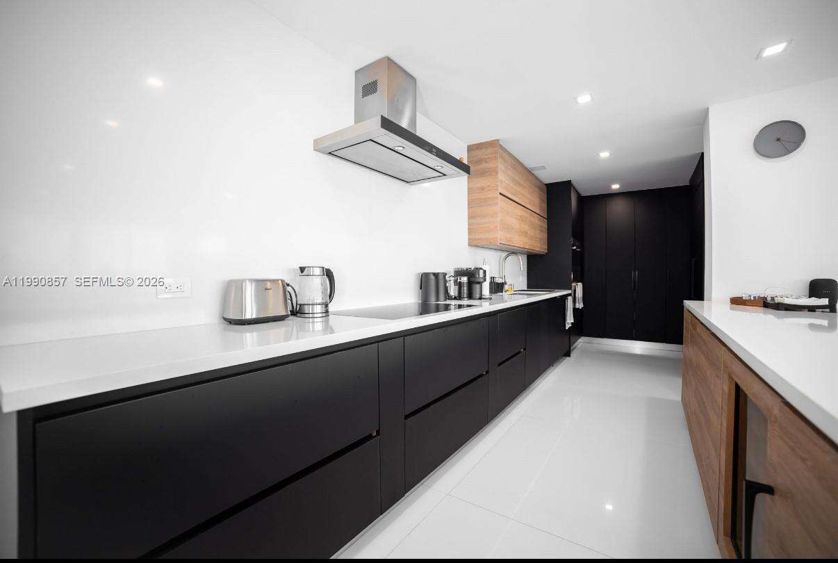 5600 Collins Ave, Miami Beach, FL 33140 - For Sale photo 6