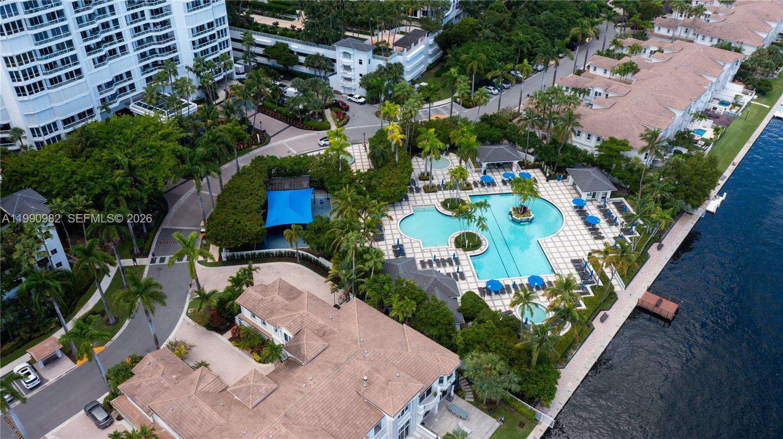 Atlantic 3 at 21050 Point Pl, Aventura, FL 33180 - For Sale photo 2