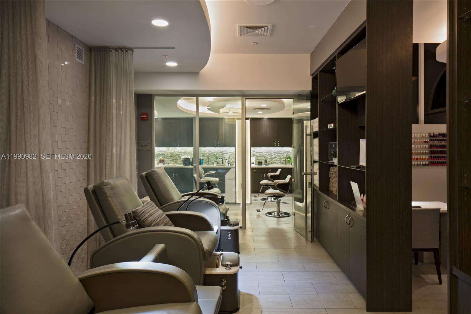 Atlantic 3 at 21050 Point Pl, Aventura, FL 33180 - For Sale photo 43