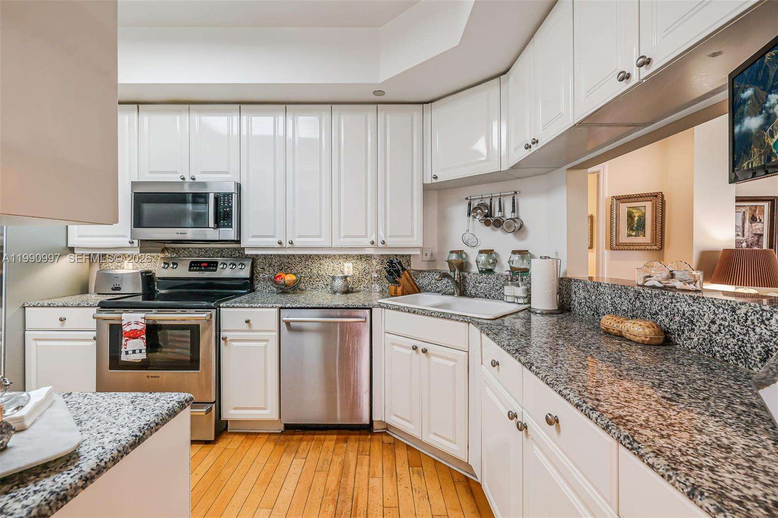 ONE TEQUESTA POINT - 888 Brickell Key Dr, Miami, FL 33131 | Picture 18