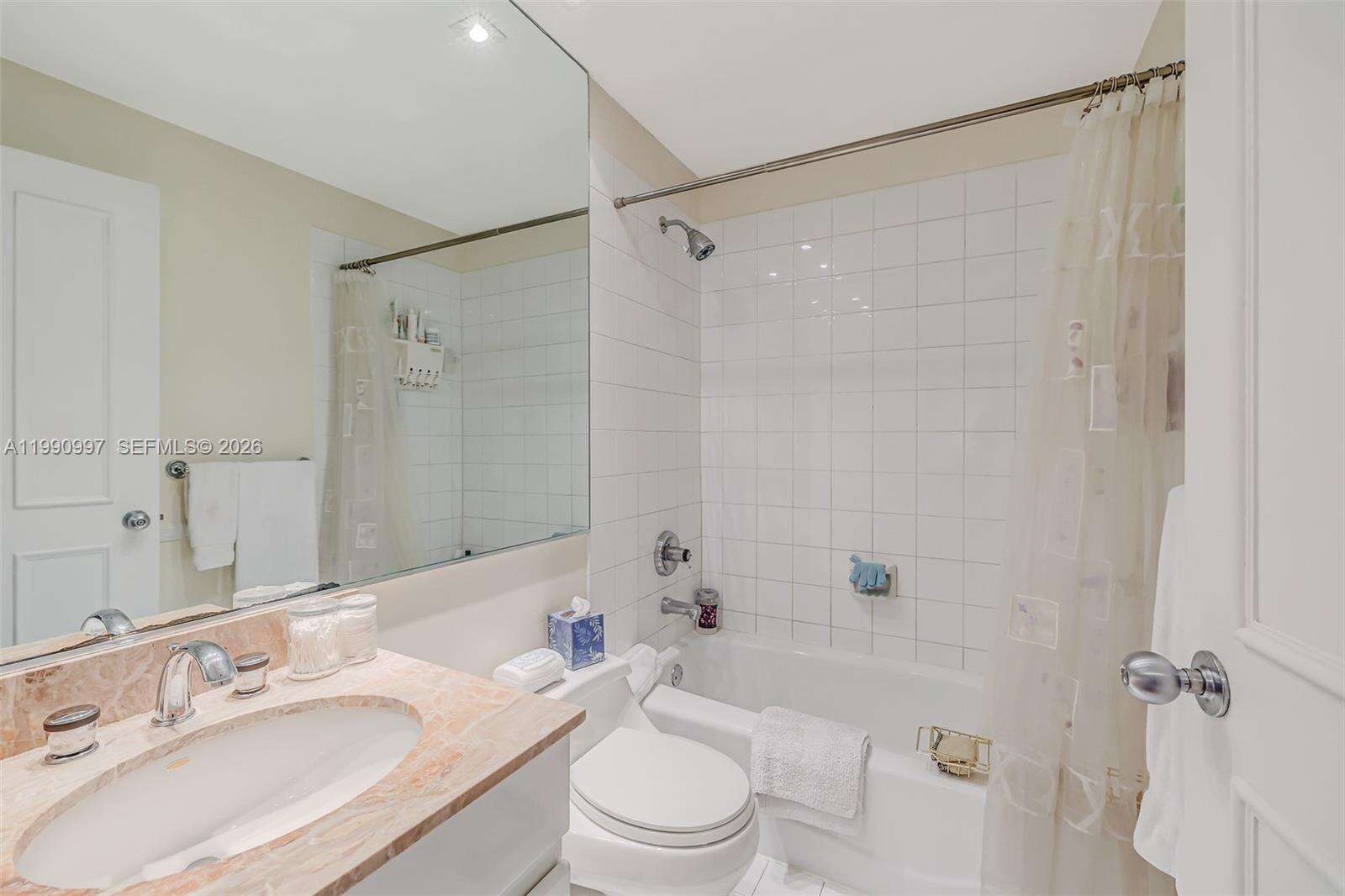 ONE TEQUESTA POINT - 888 Brickell Key Dr, Miami, FL 33131 | Picture 29