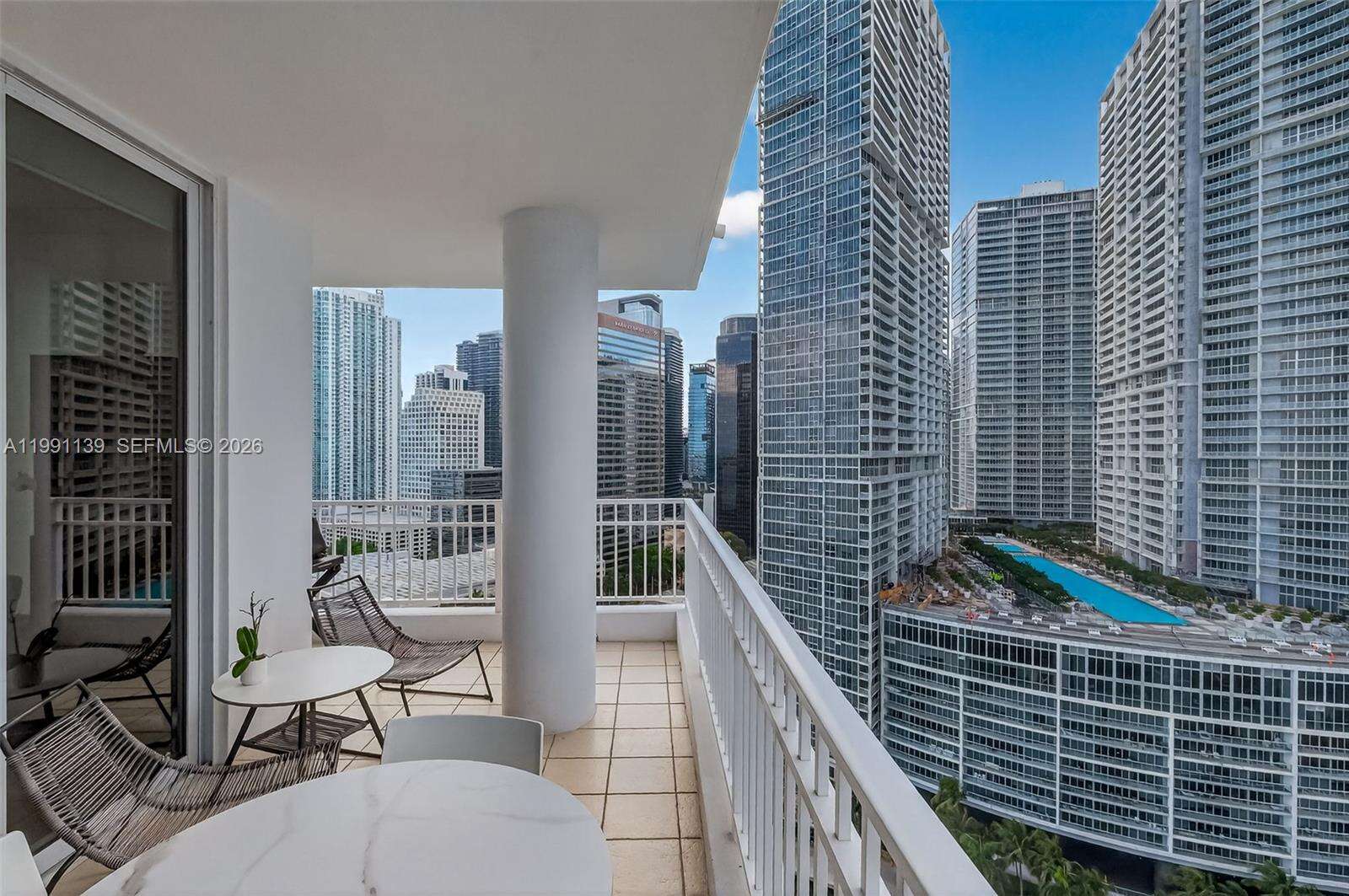 Courts Brickell Key at 801 Brickell Key Blvd, Miami, FL 33131 - For Sale photo 17