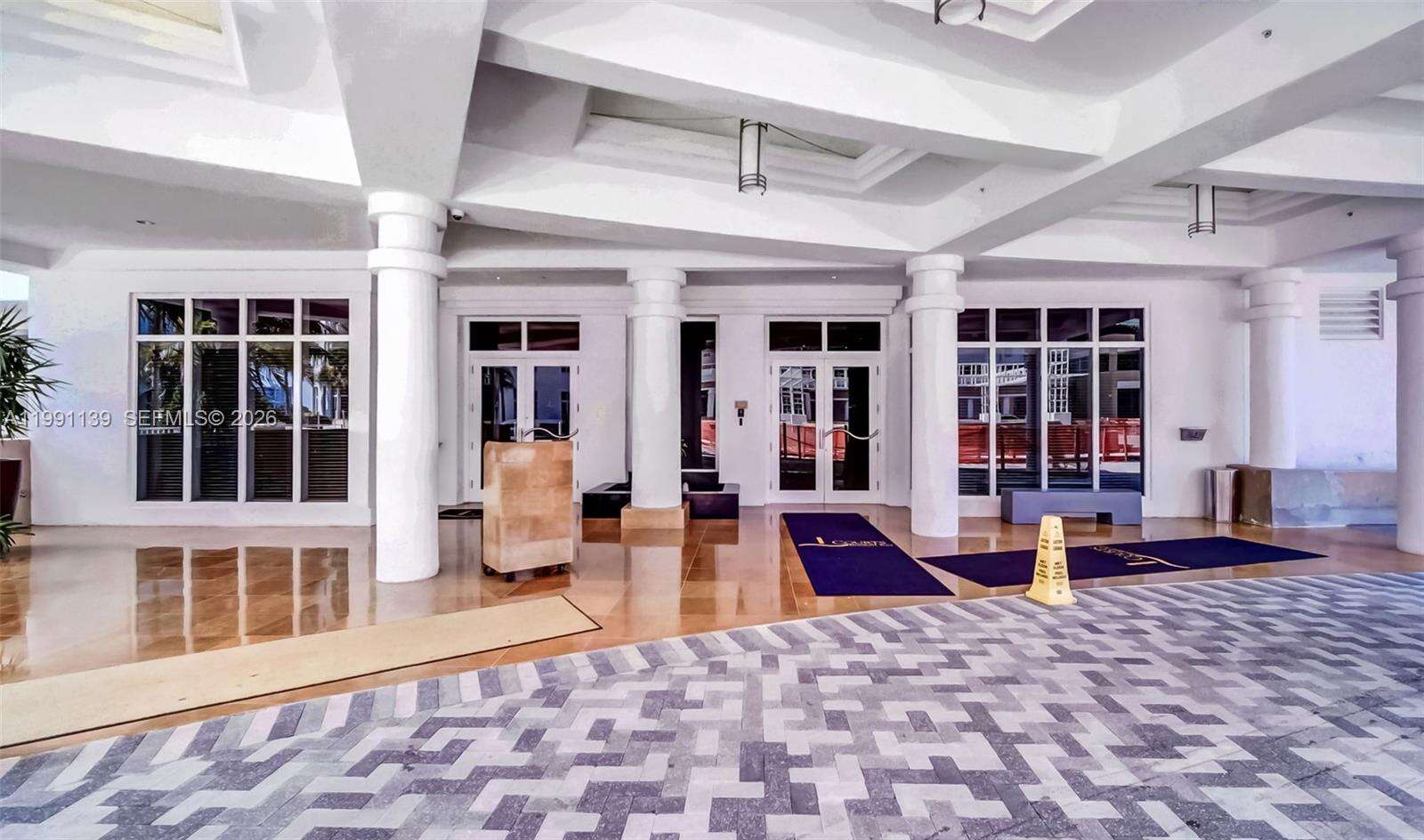 Courts Brickell Key at 801 Brickell Key Blvd, Miami, FL 33131 - For Sale photo 3