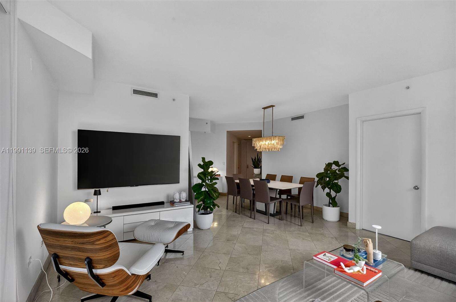 Courts Brickell Key at 801 Brickell Key Blvd, Miami, FL 33131 - For Sale photo 26