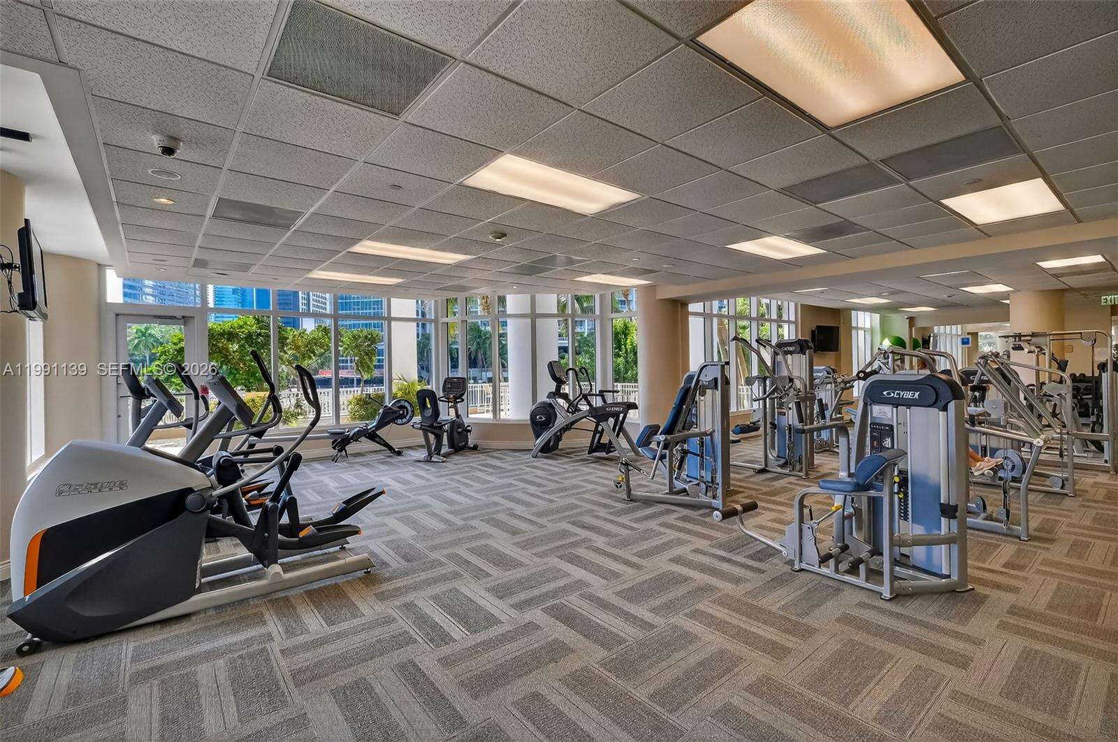 Courts Brickell Key at 801 Brickell Key Blvd, Miami, FL 33131 - For Sale photo 36