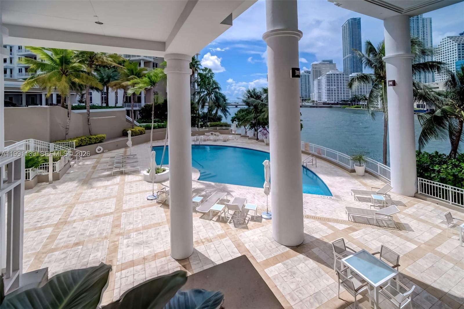 Courts Brickell Key at 801 Brickell Key Blvd, Miami, FL 33131 - For Sale photo 41