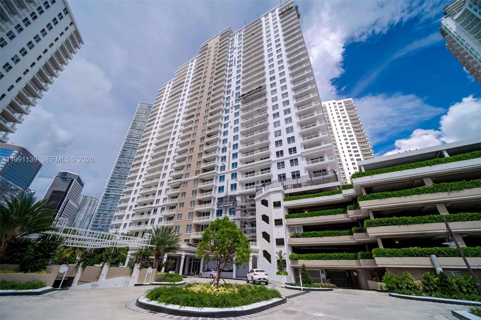 Courts Brickell Key at 801 Brickell Key Blvd, Miami, FL 33131 - For Sale photo 46